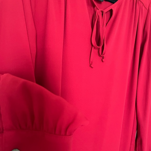 Karen Kane Red Women's Top - Picture 3 of 4